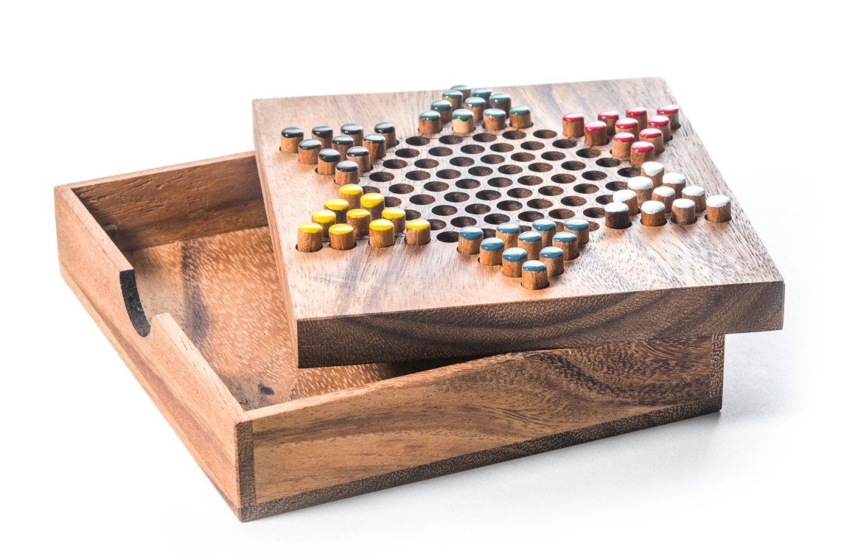 Chinese Checkers Board Game