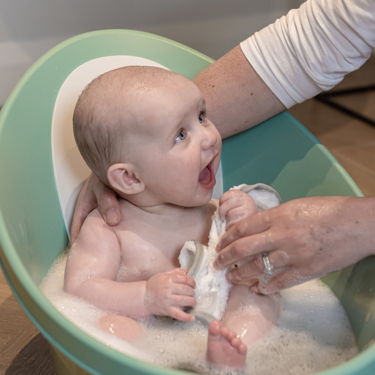 Compact Bathtub for Babies