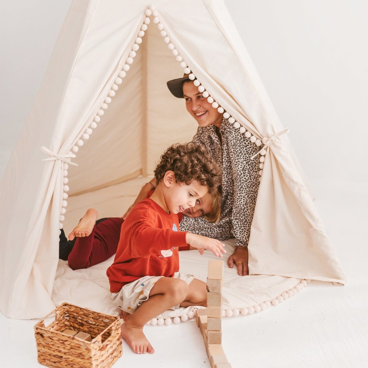 MINICAMP Extra Large Kids Teepee Tent With Pom Pom Decor