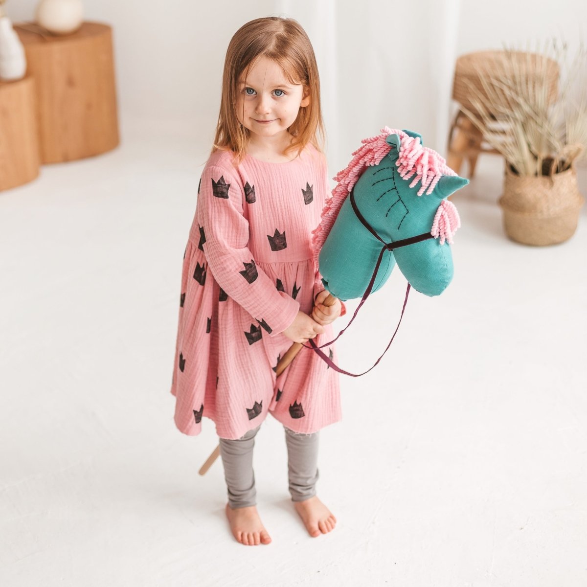 MINICAMP Unicorn Hobby Horse Stick Toy –  Teal With Pink Hair