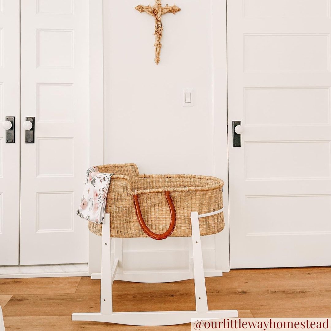 Modern Rocking Bassinet Stand- White