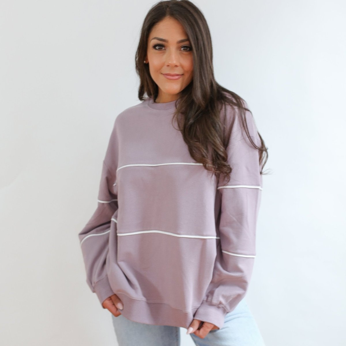 Relaxed Fit Invisible Zipper Breastfeeding Sweatshirt with Piping