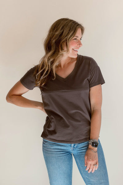 V-Neck Full Zip Breastfeeding Tee