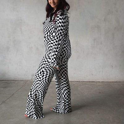 Women's Flare Set (Long Sleeve) - B&W Wavy Checker