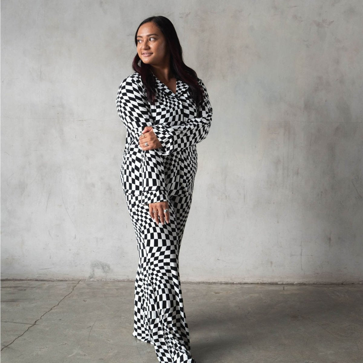 Women's Flare Set (Long Sleeve) - B&W Wavy Checker